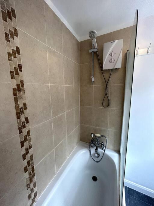 Perfect Home From Home In Stoke On Trent Etruria Exterior photo